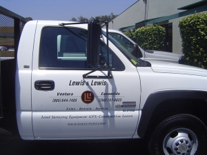  vehicle vinyl lettering in Escondido CA