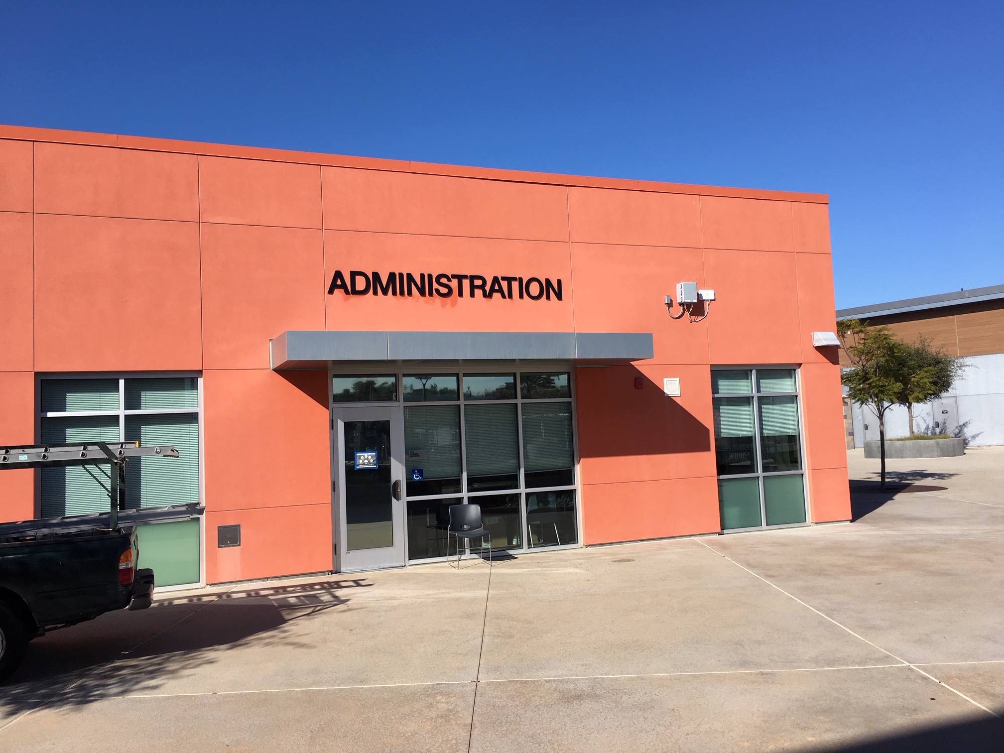 3D Cast Aluminum Building Letters for Schools in San Diego CA